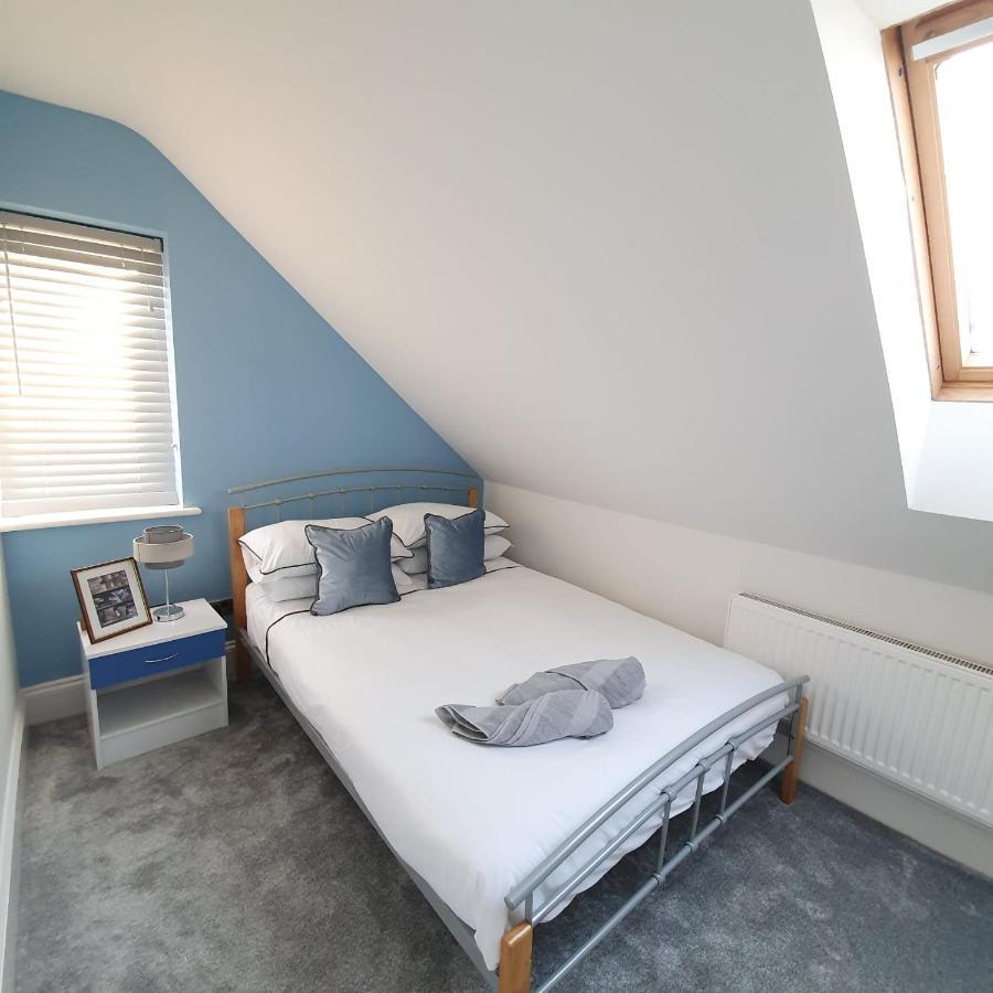 Spacious Beautiful And Warm Cottage With Parking Chelmsford Exterior foto